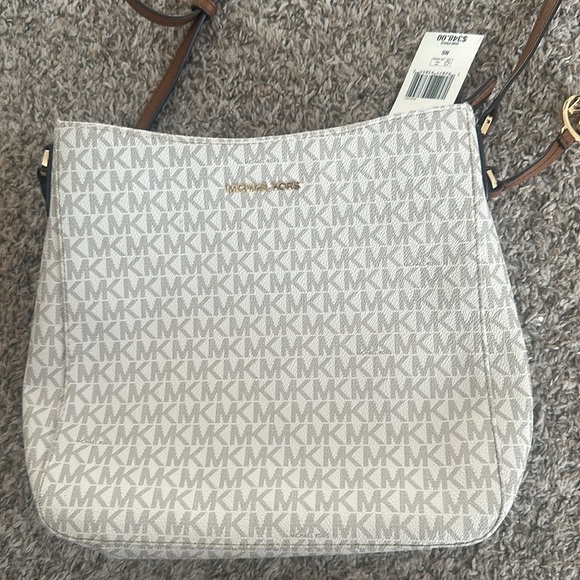 NWT Michael Kors jet set travel large logo messenger bag vanilla - Picture 4 of 7